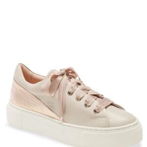 Stylish Beige Sneakers with Ribbon Laces